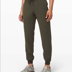 Lululemon “On The Fly” Joggers